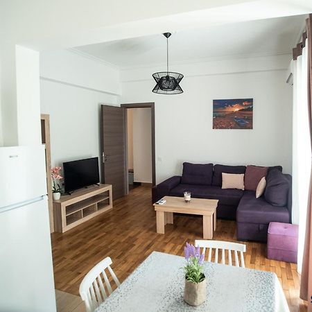 Explore Greece From Comfortable City Centre Apartment Chalkida Ngoại thất bức ảnh