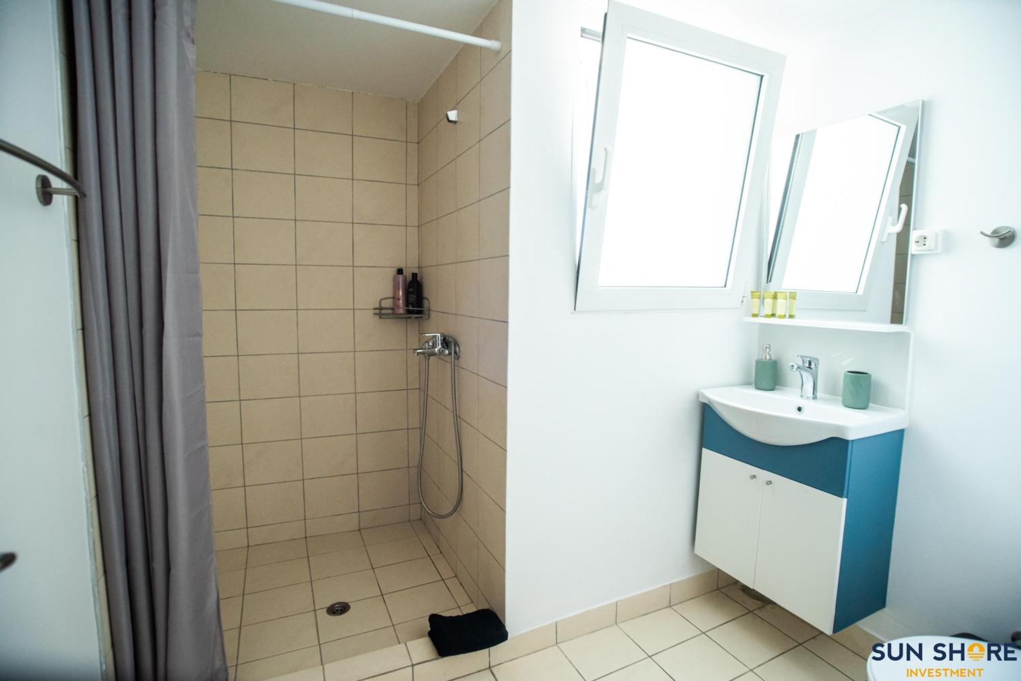 Explore Greece From Comfortable City Centre Apartment Chalkida Ngoại thất bức ảnh