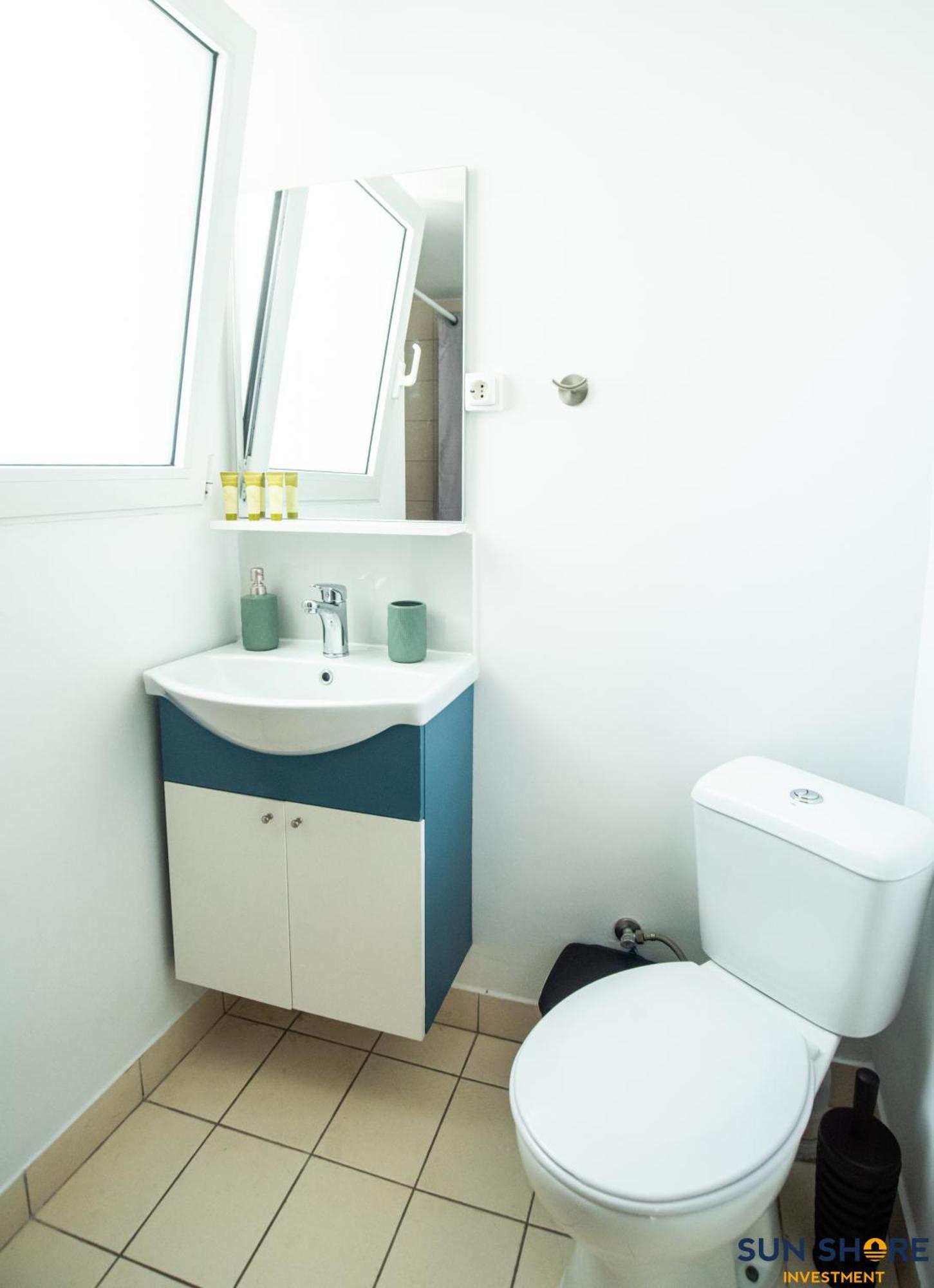 Explore Greece From Comfortable City Centre Apartment Chalkida Ngoại thất bức ảnh