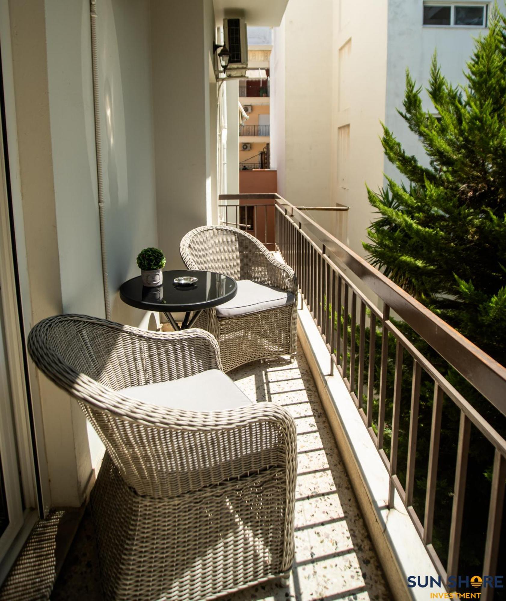 Explore Greece From Comfortable City Centre Apartment Chalkida Ngoại thất bức ảnh